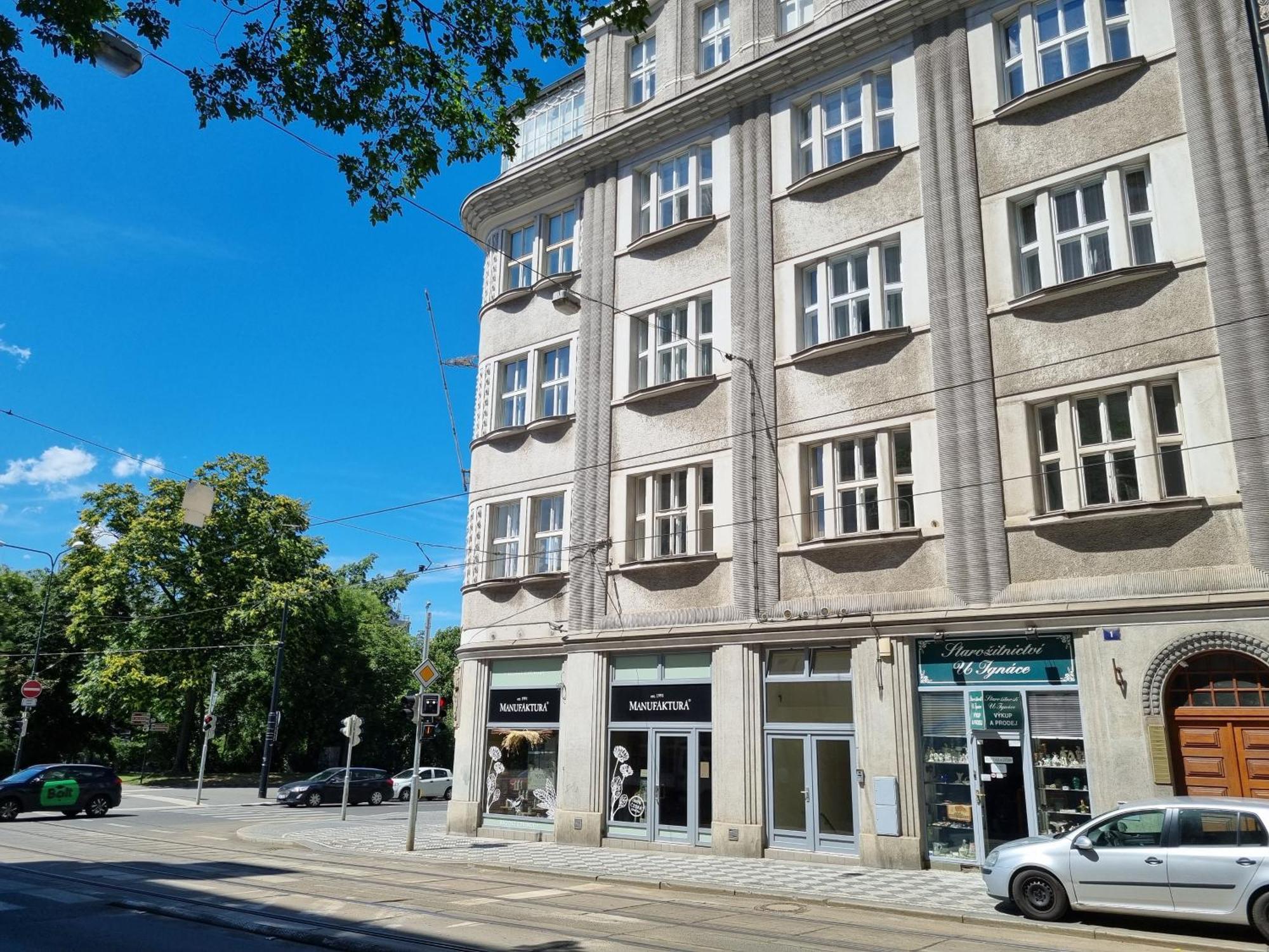 Oasis Apartments At Charles Square Praga Zewnętrze zdjęcie