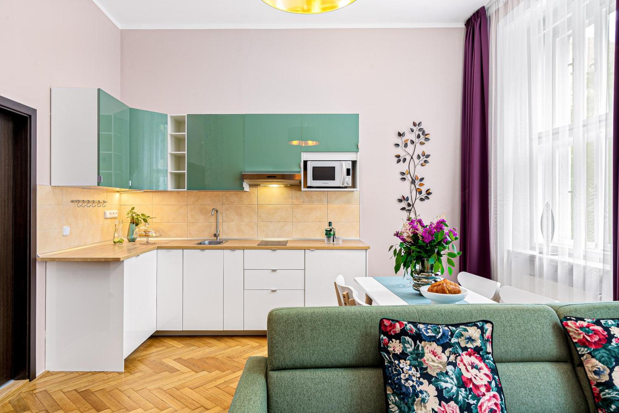 Oasis Apartments At Charles Square Praga Zewnętrze zdjęcie
